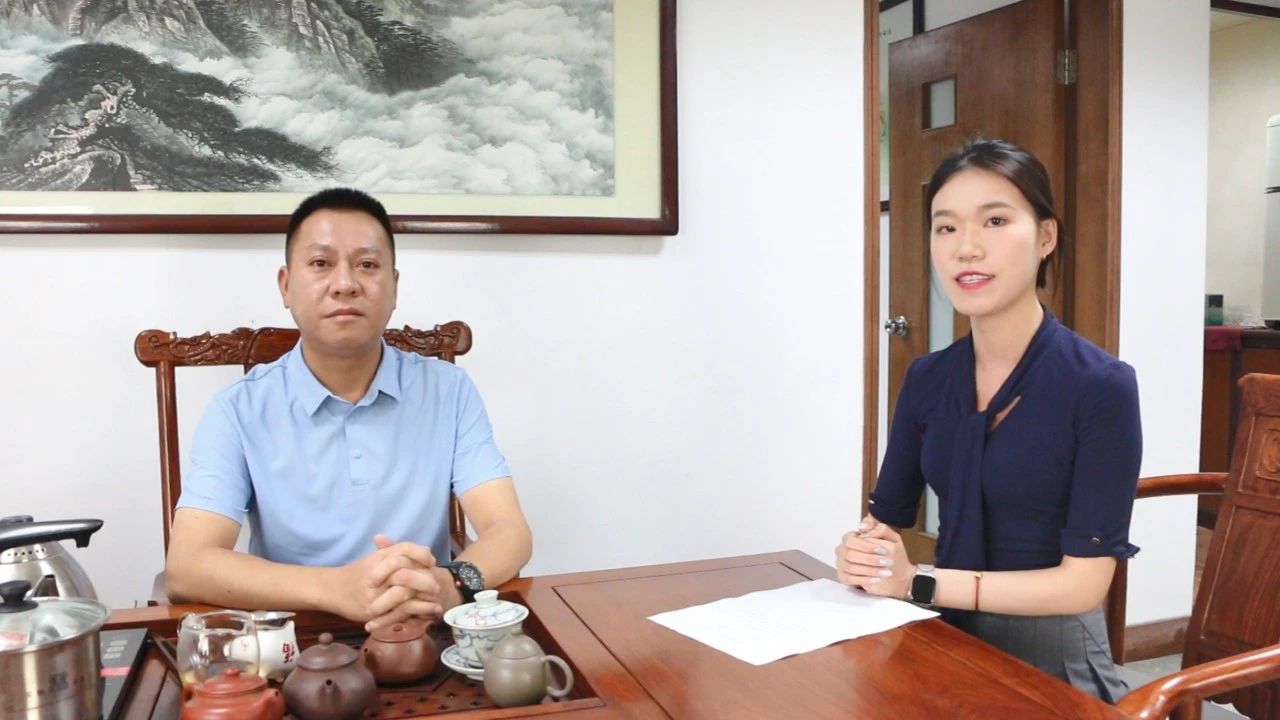 与旗峰总经理王景康座谈交流.jpg
